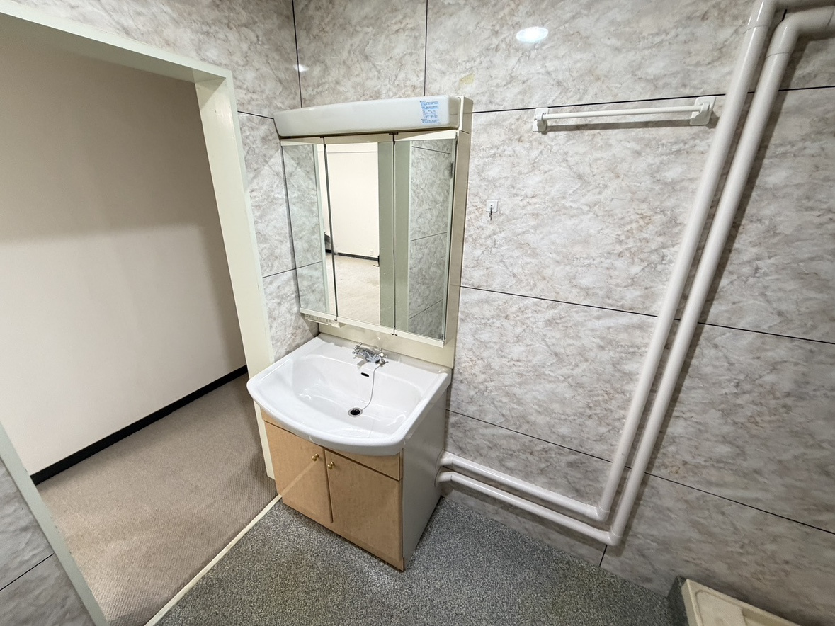 マンション西芦屋の独立洗面台