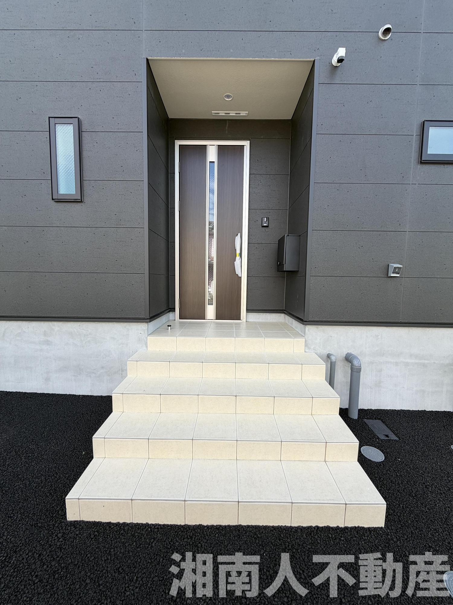 小田原市小船第14　新築戸建て　1号棟の玄関|シンプルで使いやすい玄関です