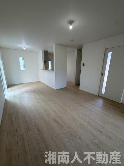 小田原市小船第14　新築戸建て　1号棟の居間・リビング|ゆったり過ごせる居間です