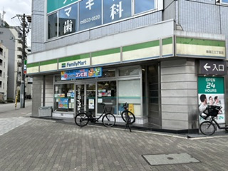 ネオハイツ南堀江の周辺|ファミリーマート南堀江店徒歩約3分