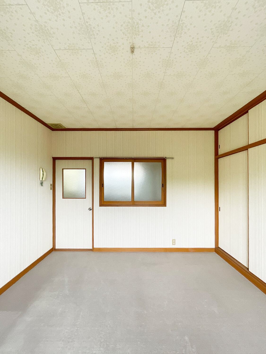 菅の台7丁目中古戸建の洋室|2階真ん中7帖の洋室