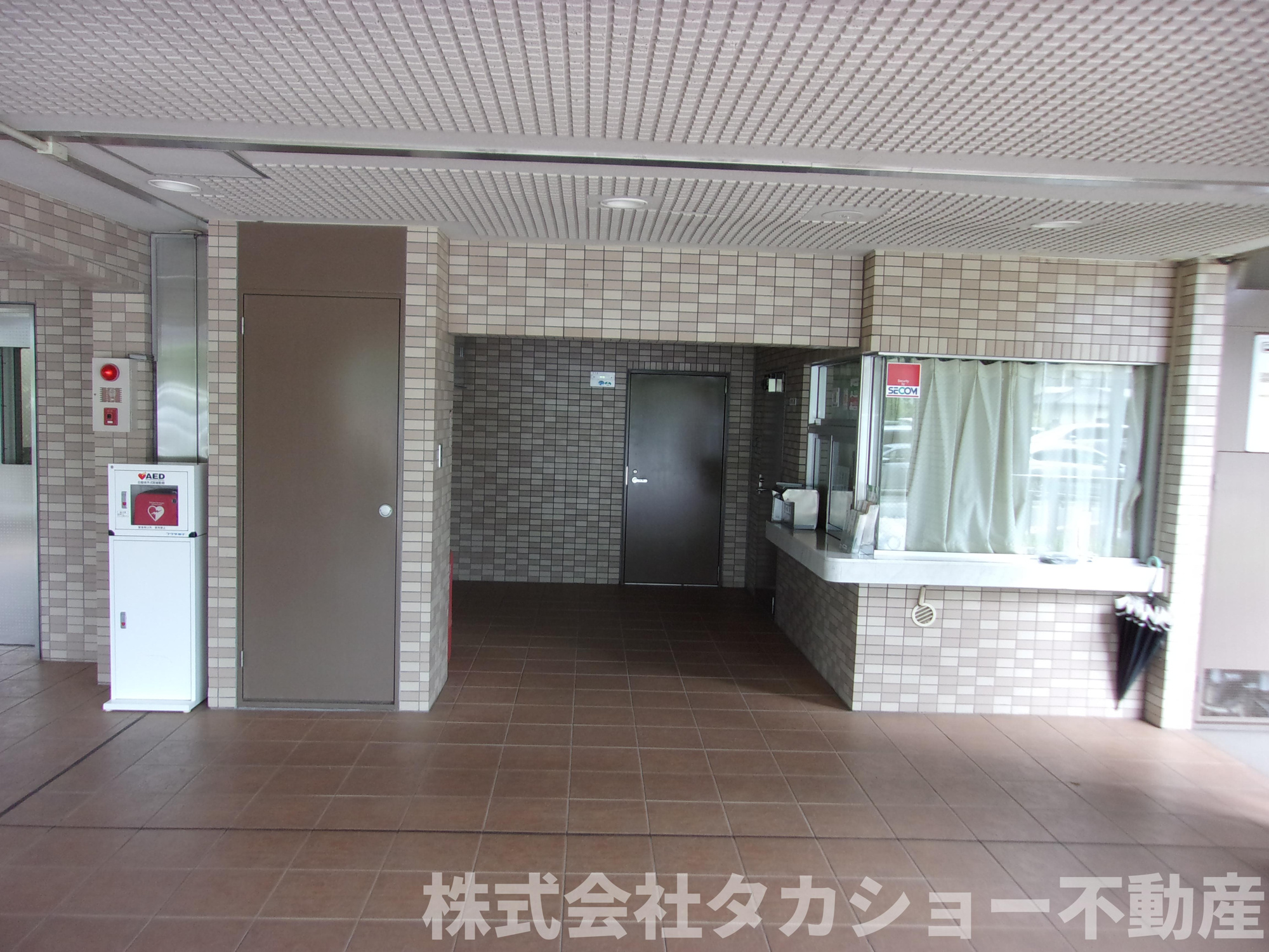 ダイアパレス千葉たつみ台のエントランス