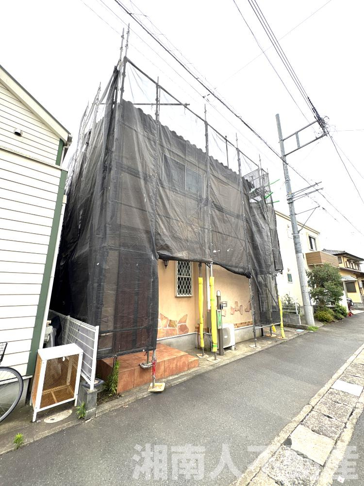 平塚市富士見町　中古戸建の前面道路含む現地写真|前面道路含む現地写真です
