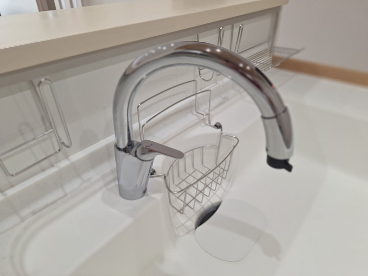 【設備画像：リクシルタッチレス水栓】節水効果、タッチレスで衛生的です。