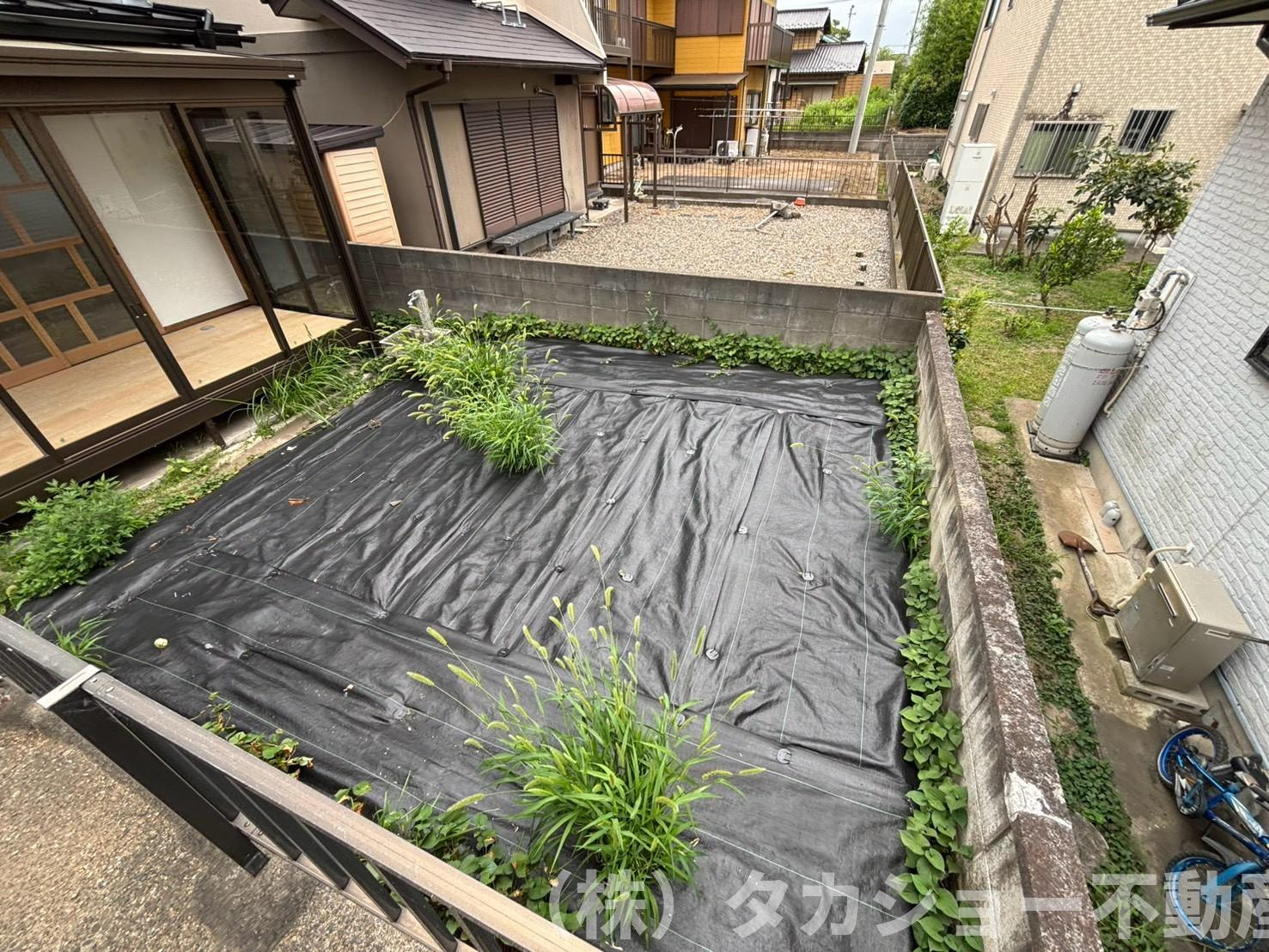 君津市杢師　中古戸建の前面道路含む現地写真