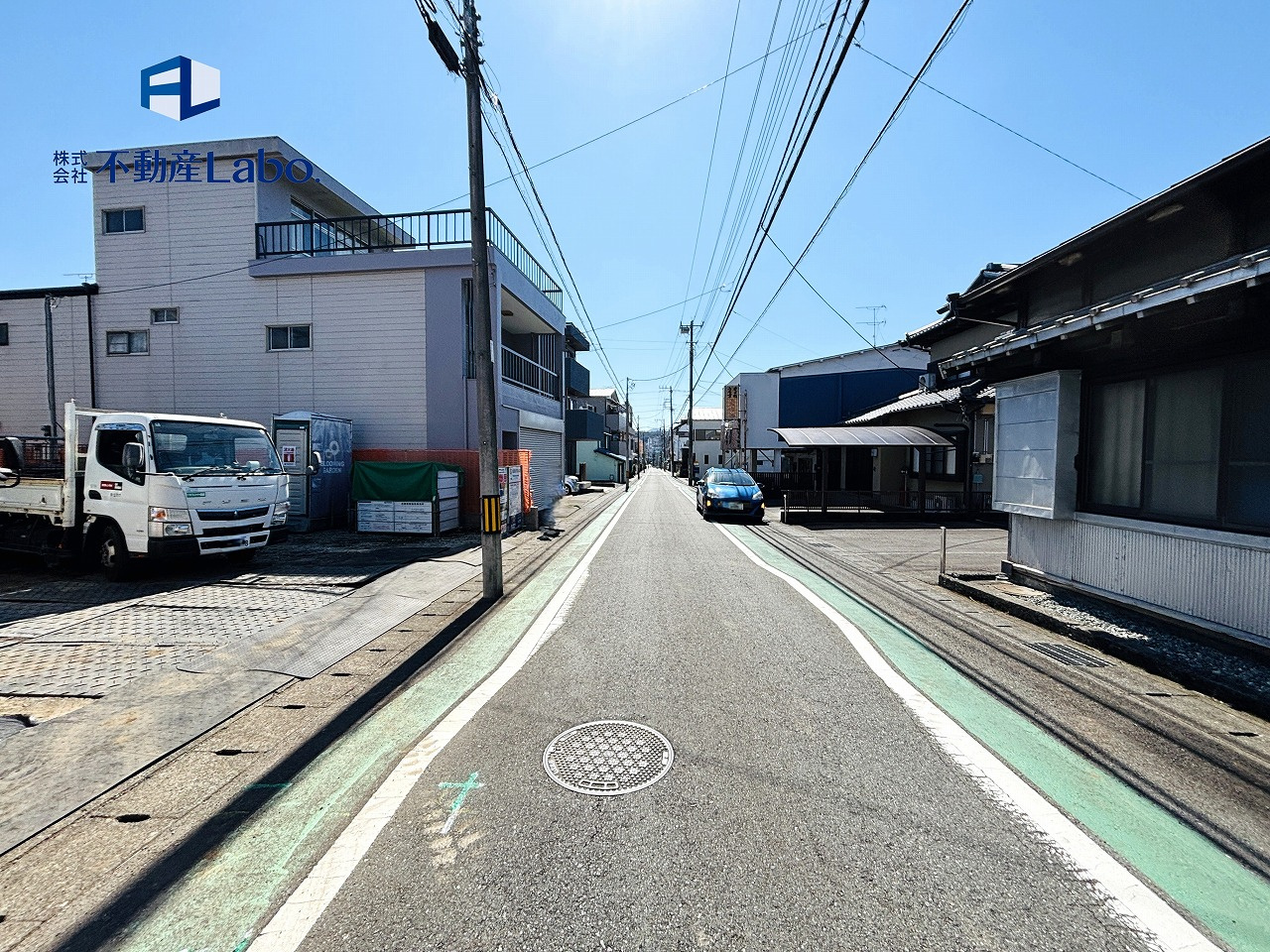 ブルーミングガーデン　富士宮市宝町　全1棟の前面道路含む現地写真|北側側からのお写真です♪
周辺の街並みもあわせてご確認いただけます♪
お気軽にお問い合わせください(*^^*)