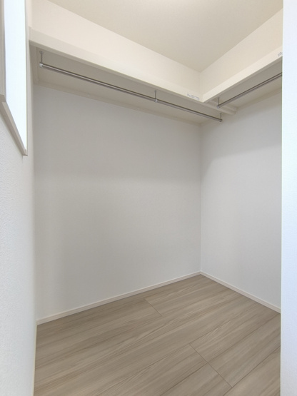 【洋室Bウォークインクローゼット】