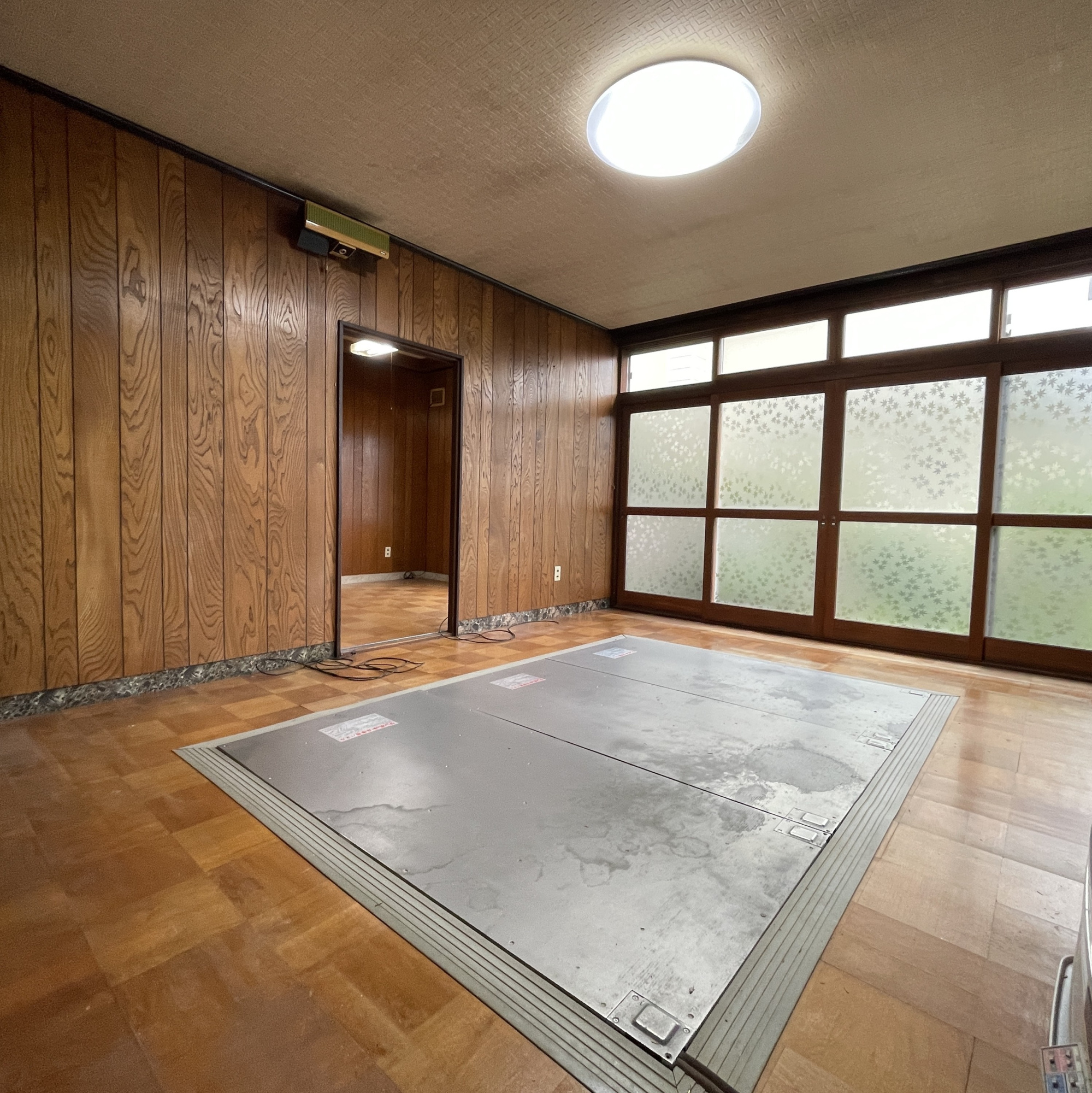 登別市富士町5丁目25-4　中古住宅の居間・リビング
