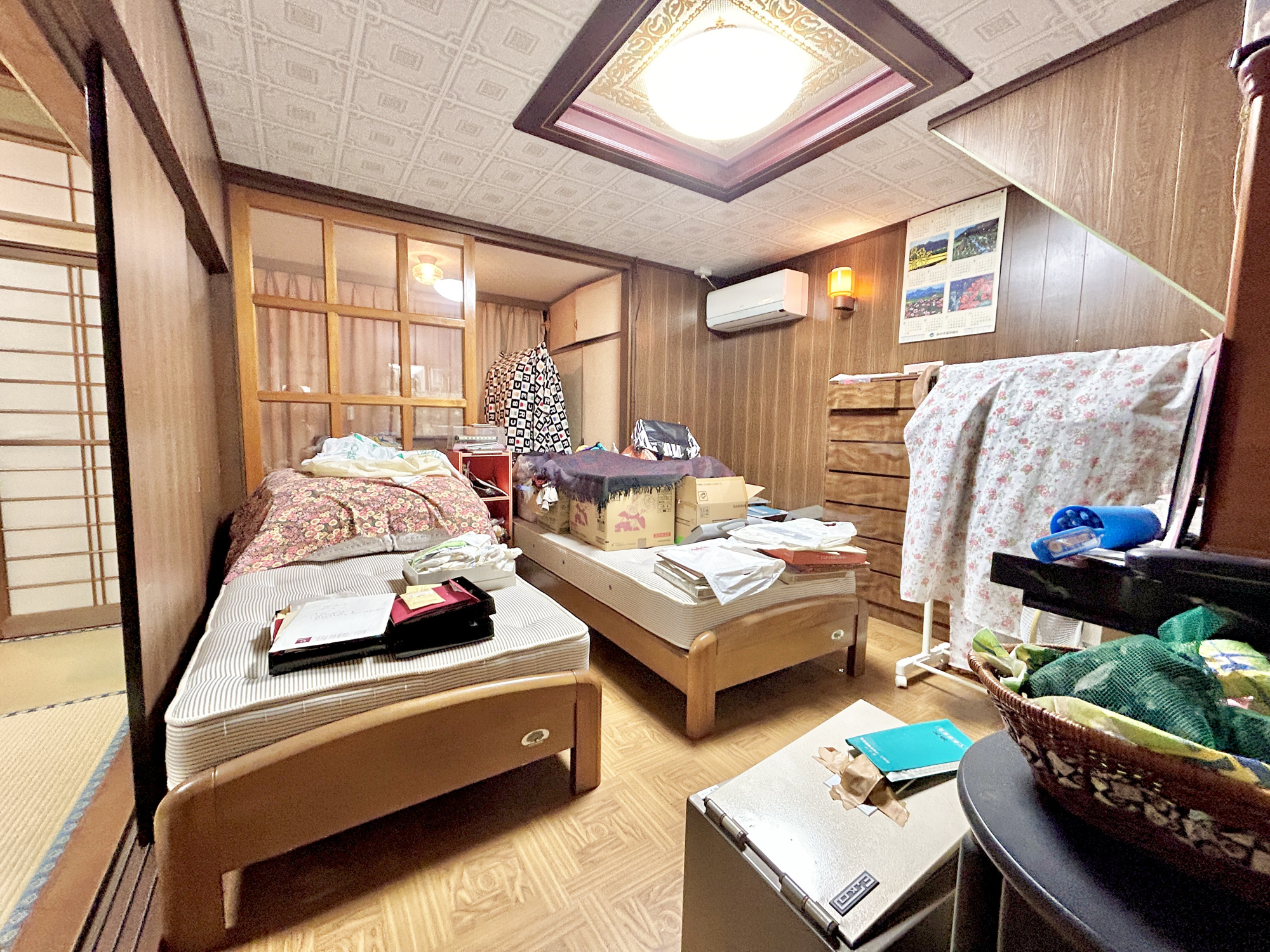 前橋市下新田町　中古戸建の寝室|広々とした居住空間は日々の暮らしを彩り、心のやすらぎと満足感を与えてくれます。通風と採光を考慮した設計は子供たちはのびのび育ち、家族でくつろぎと団らんを生み出します。
