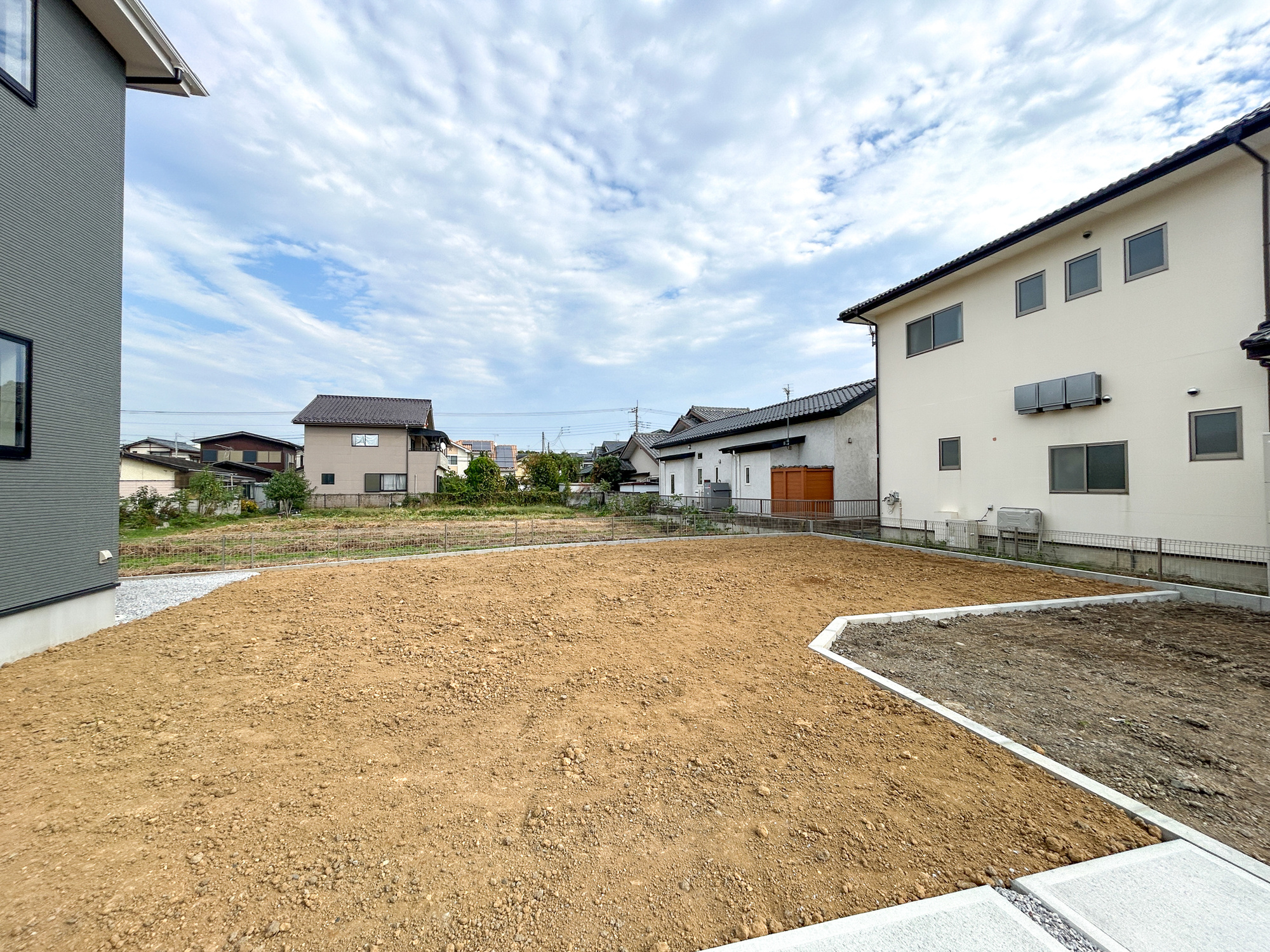 前橋市下新田町1期　新築住宅全3棟の庭|お庭での家庭菜園・ガーデニングを通じて、お子様と一緒に育てていくと、思い出も増えていきそうですね♪