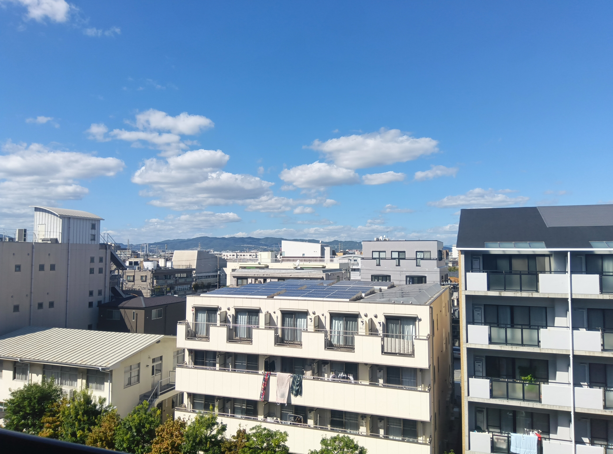 塚口ネオコーポラスの展望|北側洋室前共用廊下からの眺望