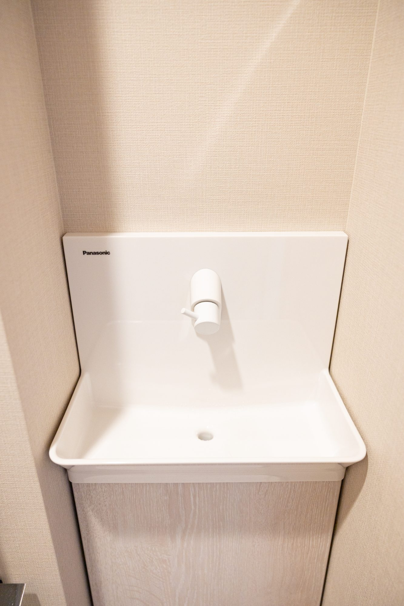 パークナード新梅田アーバンパレスのトイレ|トイレ手洗いカウンター