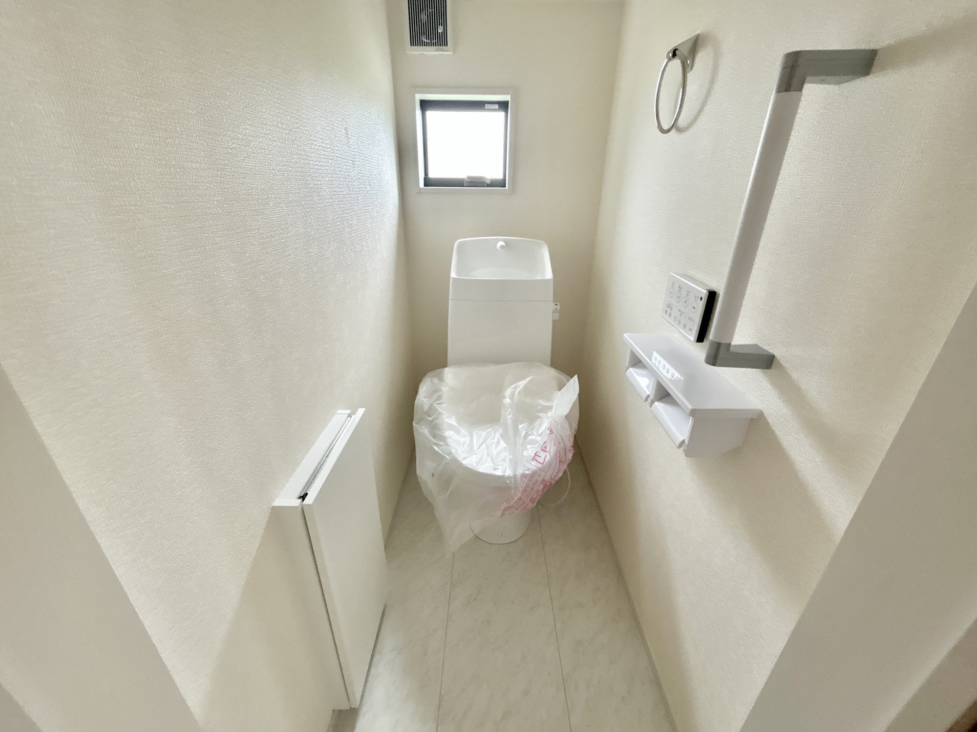 高崎市京目町　新築住宅全2棟のトイレ|同社施工例