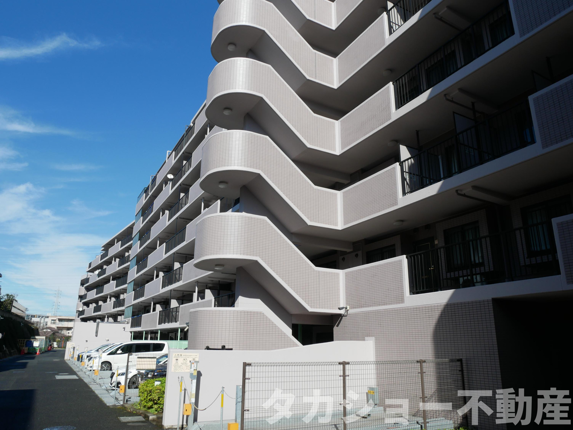 ハイホーム稲毛チェリーヒルズの外観|外観もきれいです
