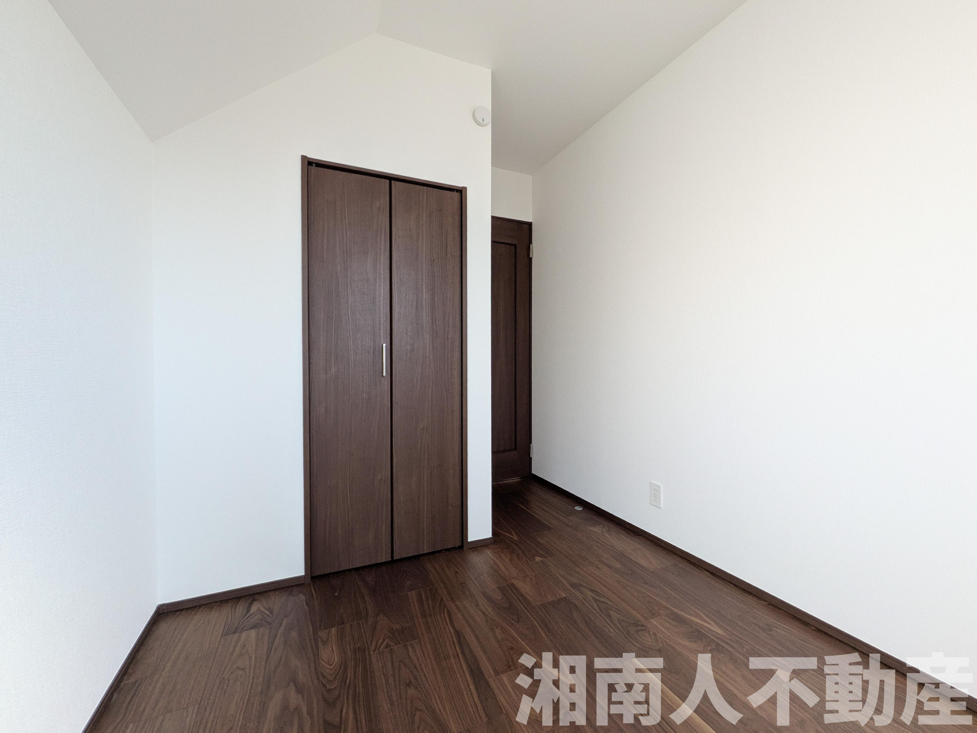 藤沢市辻堂元町２丁目新築戸建て　B号棟の洋室
