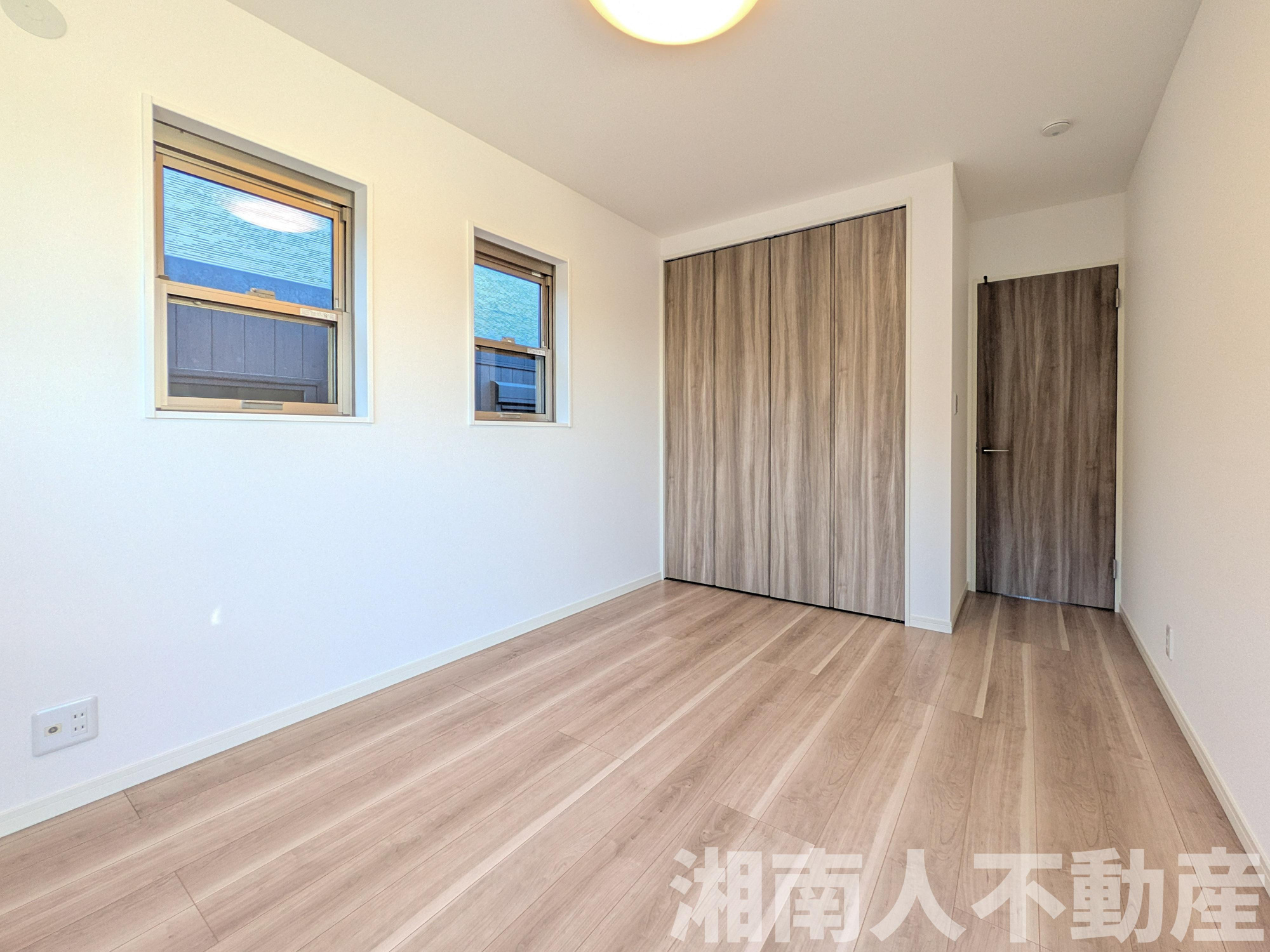 藤沢市白旗4丁目　リフォーム戸建の洋室|広々とした洋室です