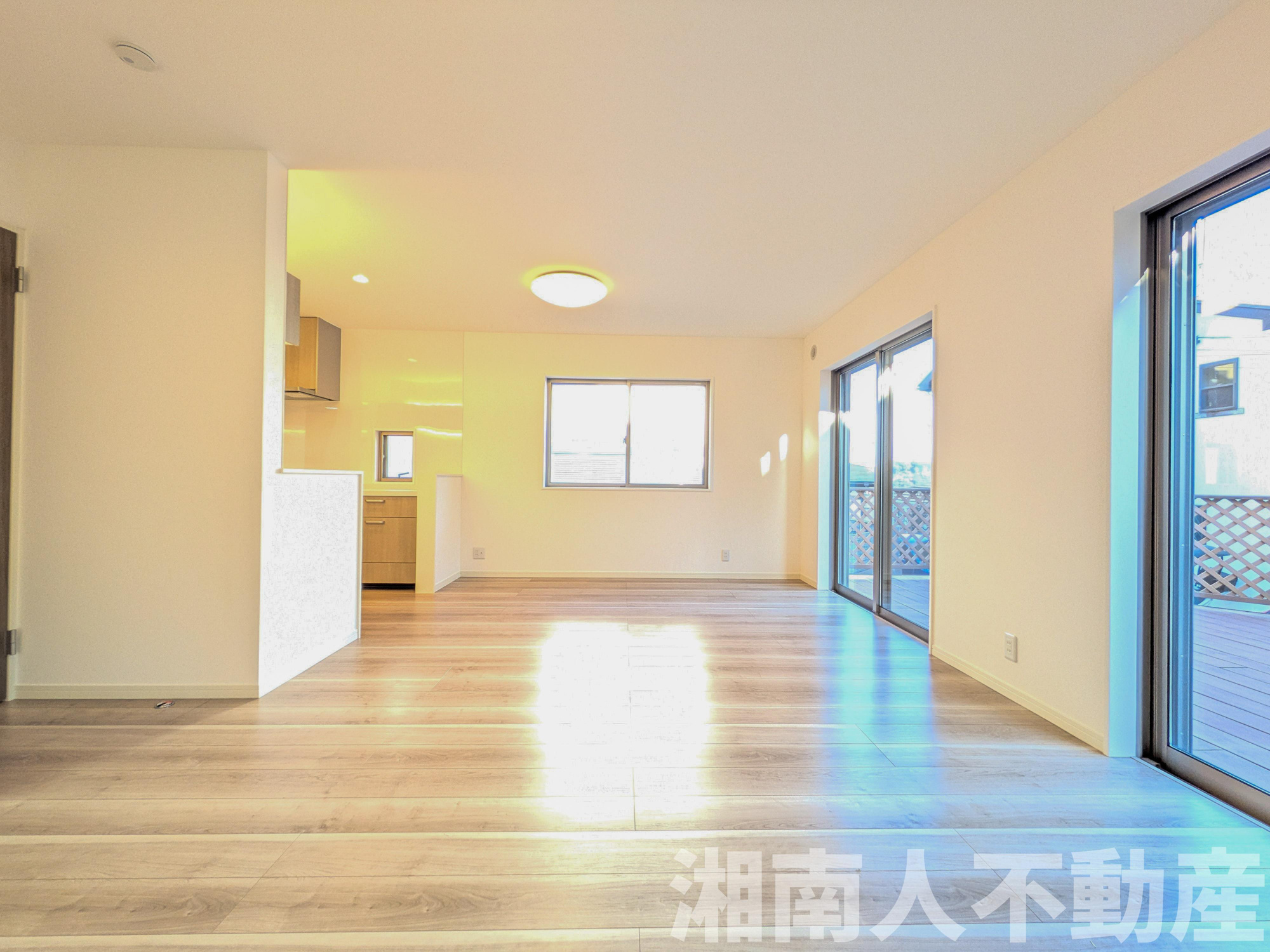 藤沢市白旗4丁目　リフォーム戸建の居間・リビング|ゆったりとしたリビングです