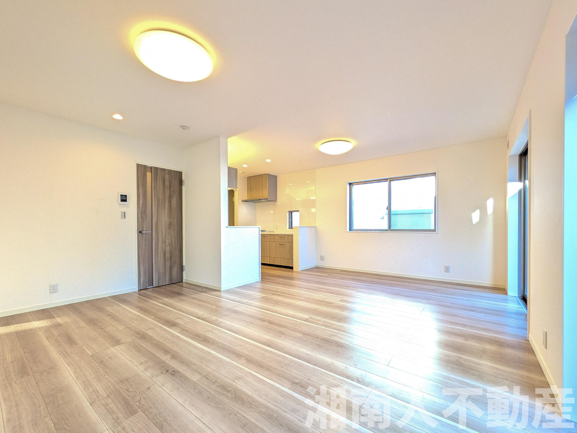 藤沢市白旗4丁目　リフォーム戸建の居間・リビング|ゆったり過ごせる居間です