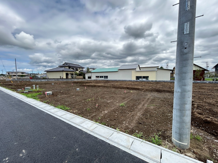 6号棟　前面道路含む現地写真（2026/09/05撮影）