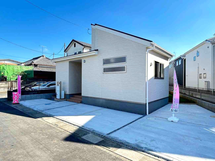【前面道路含む現地写真】松伏町松伏　新築一戸建て　1号棟