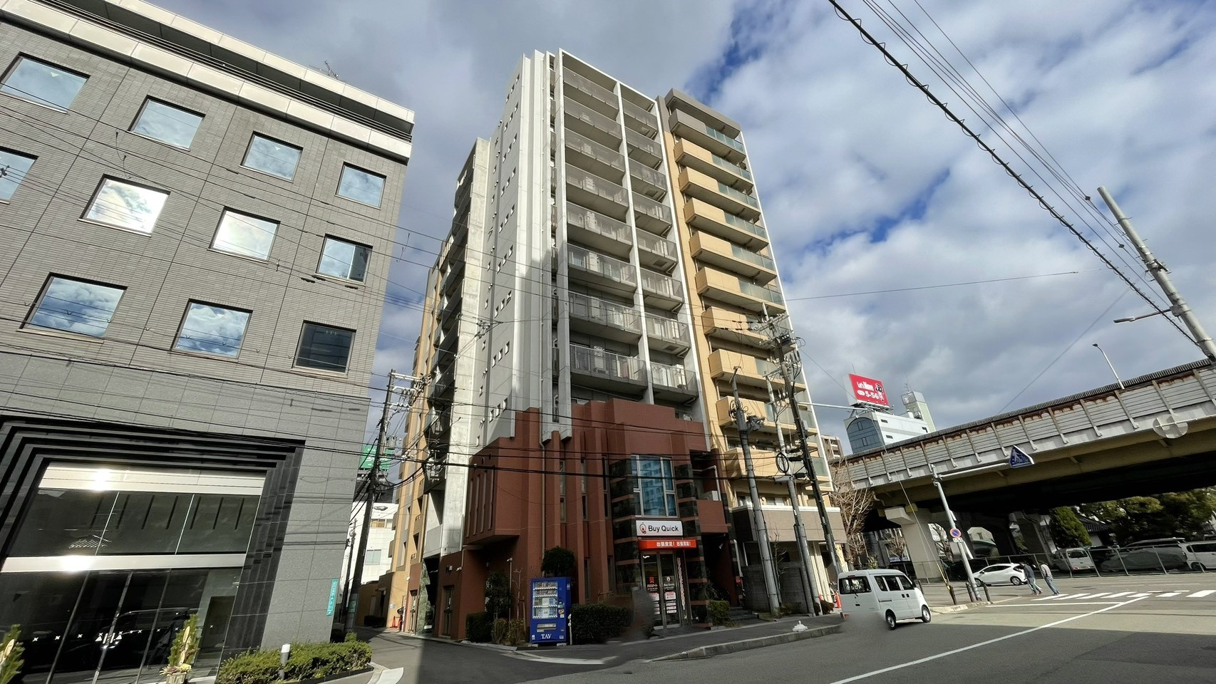 インザグレイス東三国の外観