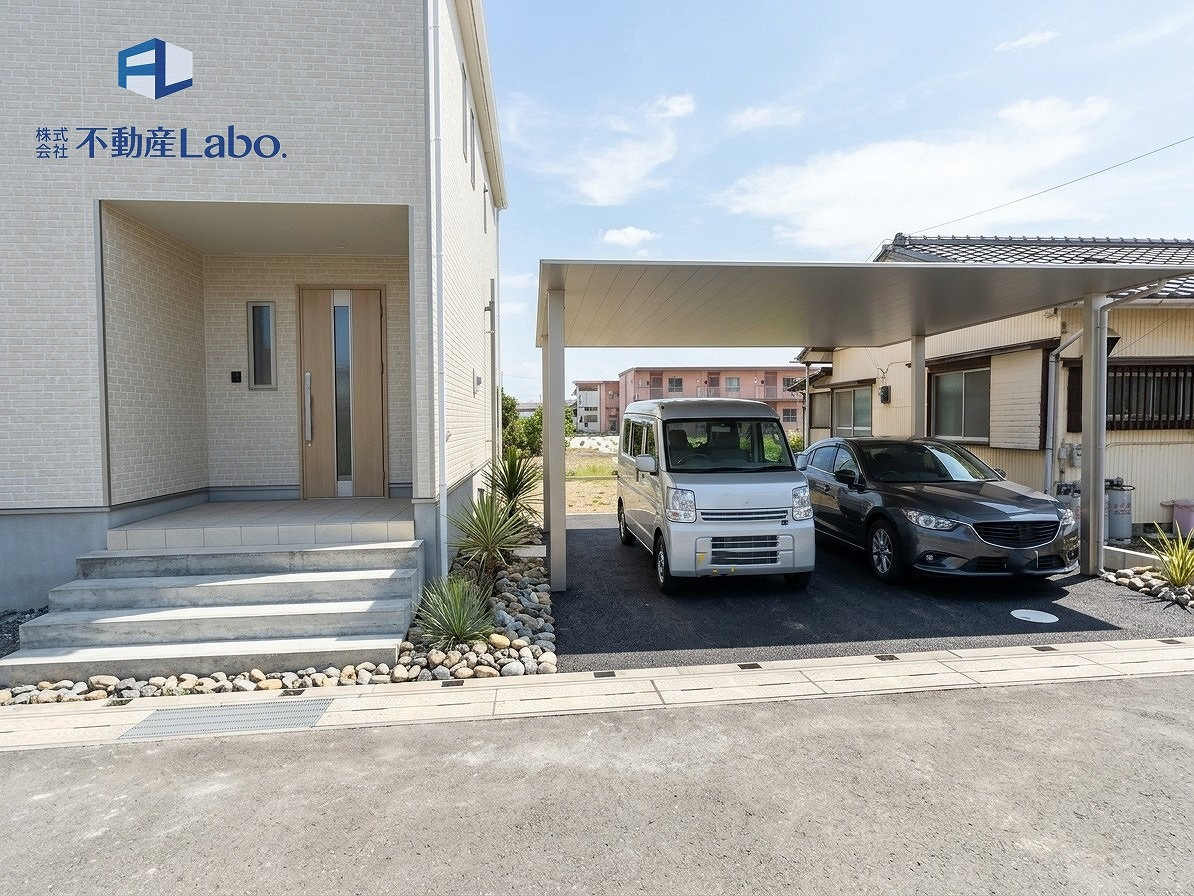 クレイドルガーデン　沼津市大諏訪　第8　全2棟のその他|●外構CG● 外観写真のカーポート、車はCGでイメージとなります。別途、追加工事でカーポートの設置も可能です♪