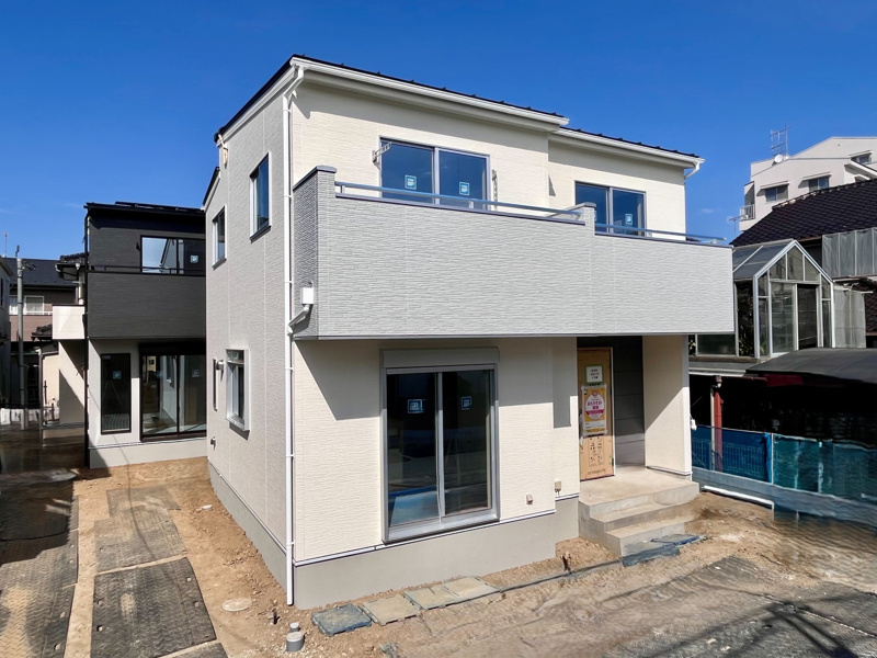 本宿５丁目２区画　2号棟　 外観写真（外構工事中）