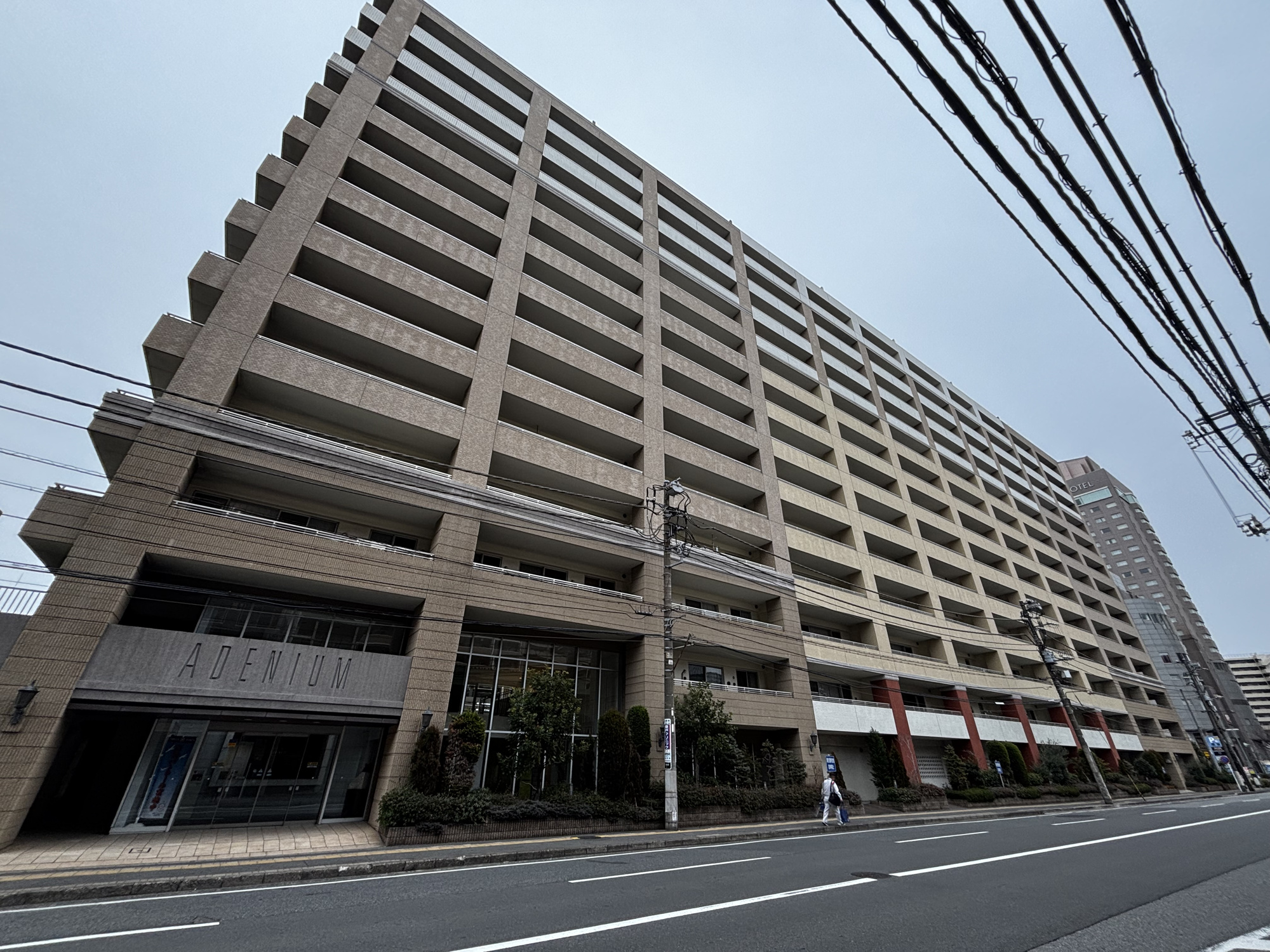 アデニウム千葉みなとの外観