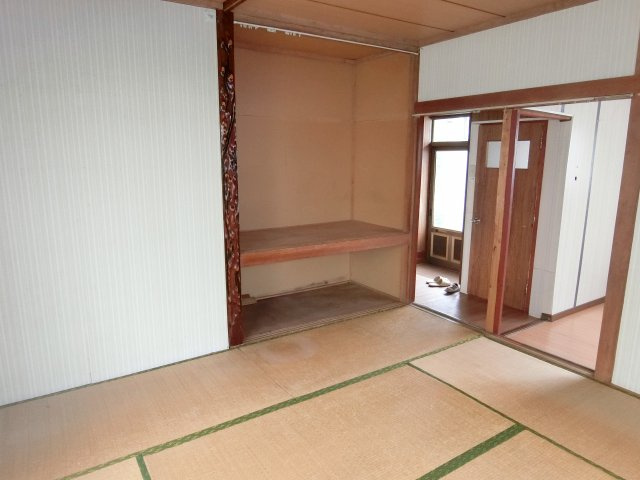 登別市栄町3丁目13-26　中古住宅の和室