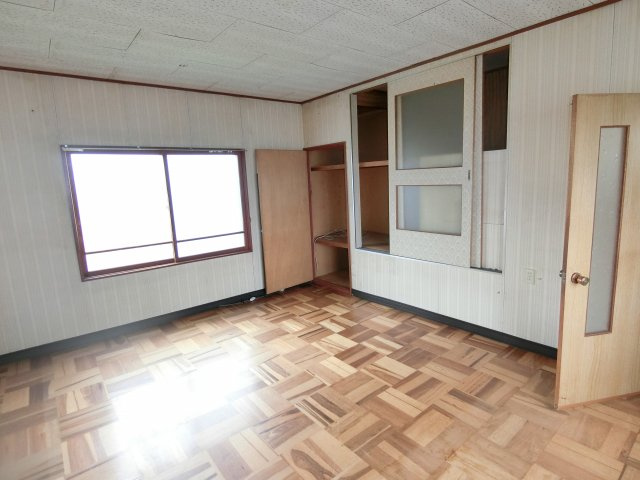 登別市栄町3丁目13-26　中古住宅の洋室