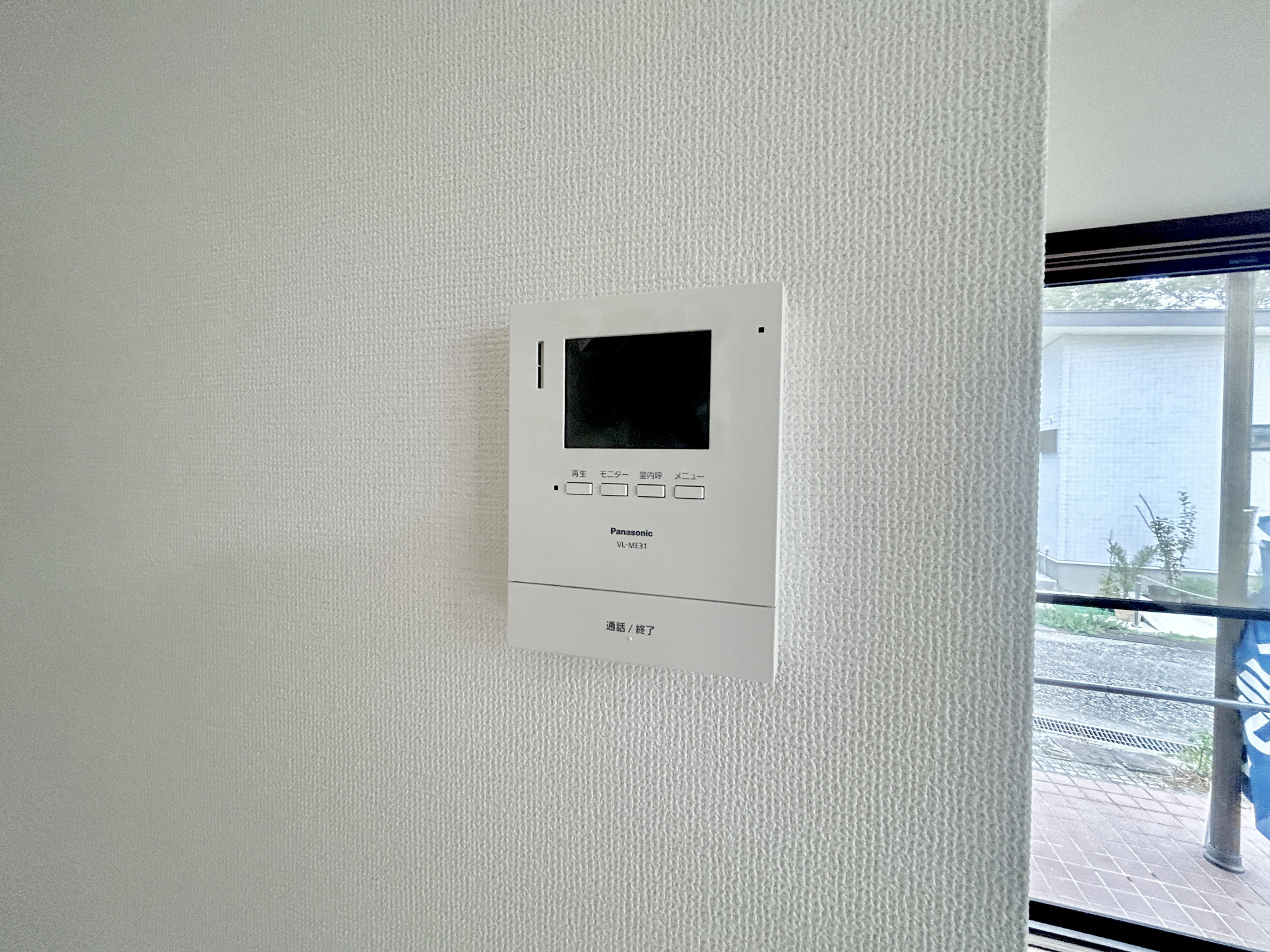 高崎市吉井町吉井川3期　中古住宅のセキュリティ|TVモニタ付きのインターフォンには録画機能もあるので外出時誰が来たのか確認できます♪ 防犯機能も高く、今では必需品です！