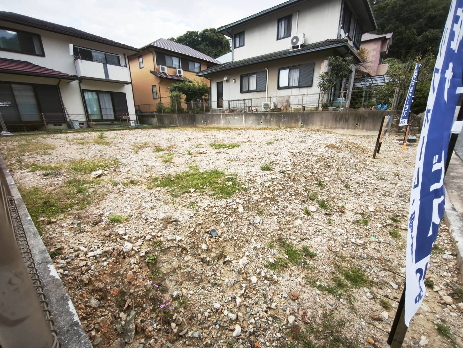 川西市南野坂１丁目　売土地の周辺
