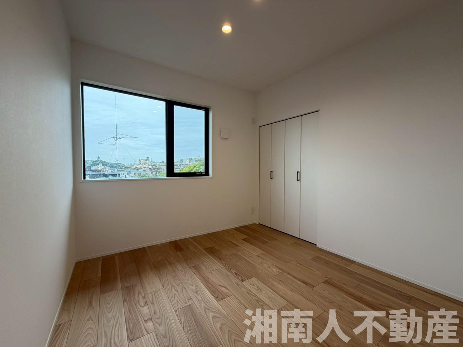 鎌倉市腰越５丁目２８０－２４新築戸建ての洋室|コンパクトで使いやすい洋室です