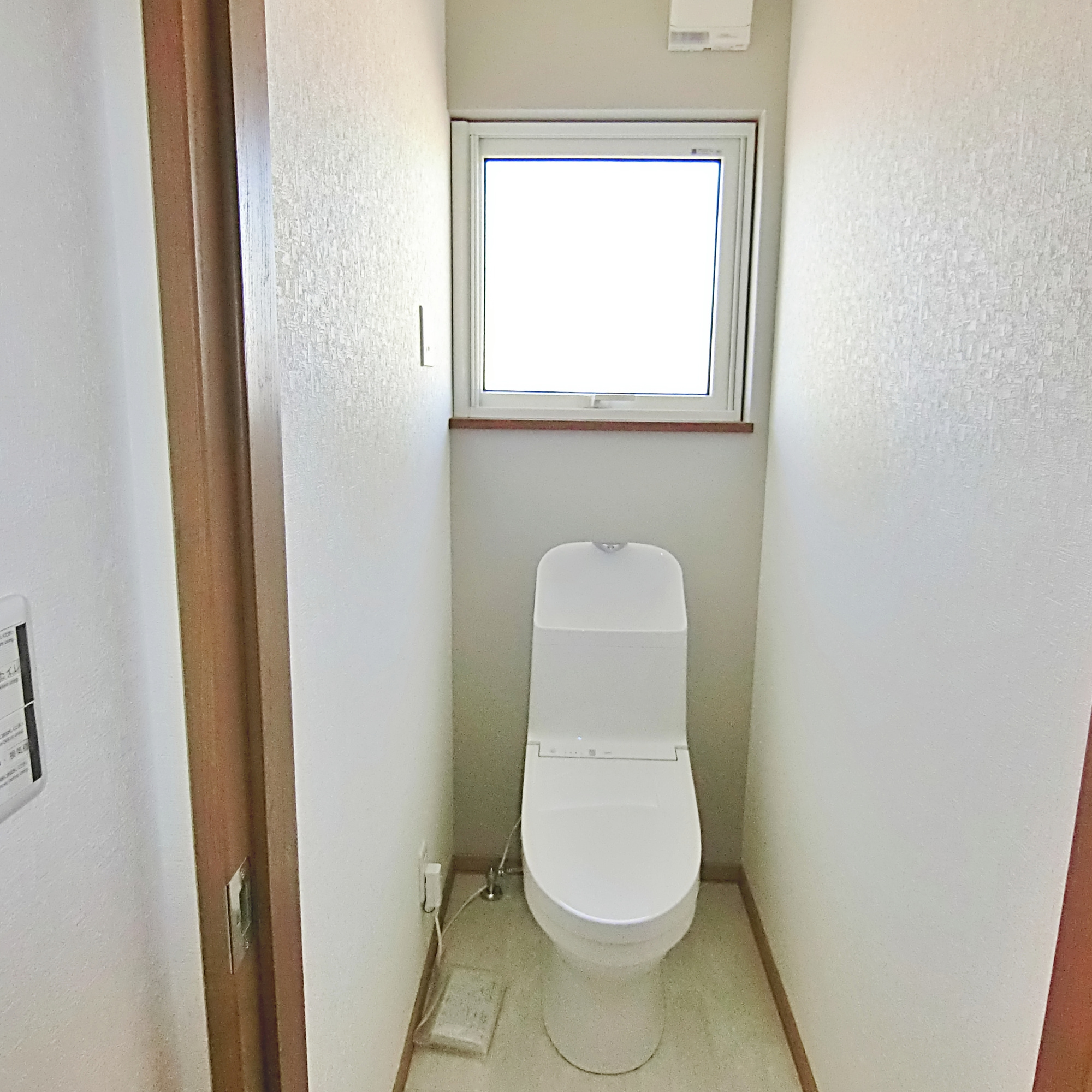 伊達市舟岡町45-51　中古住宅のトイレ