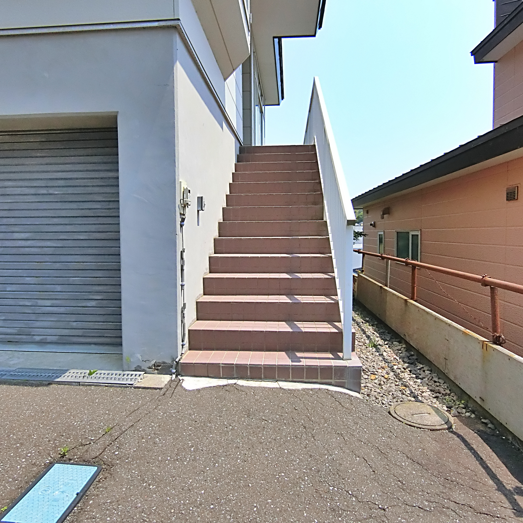 室蘭市栄町1丁目8-15　中古住宅の庭