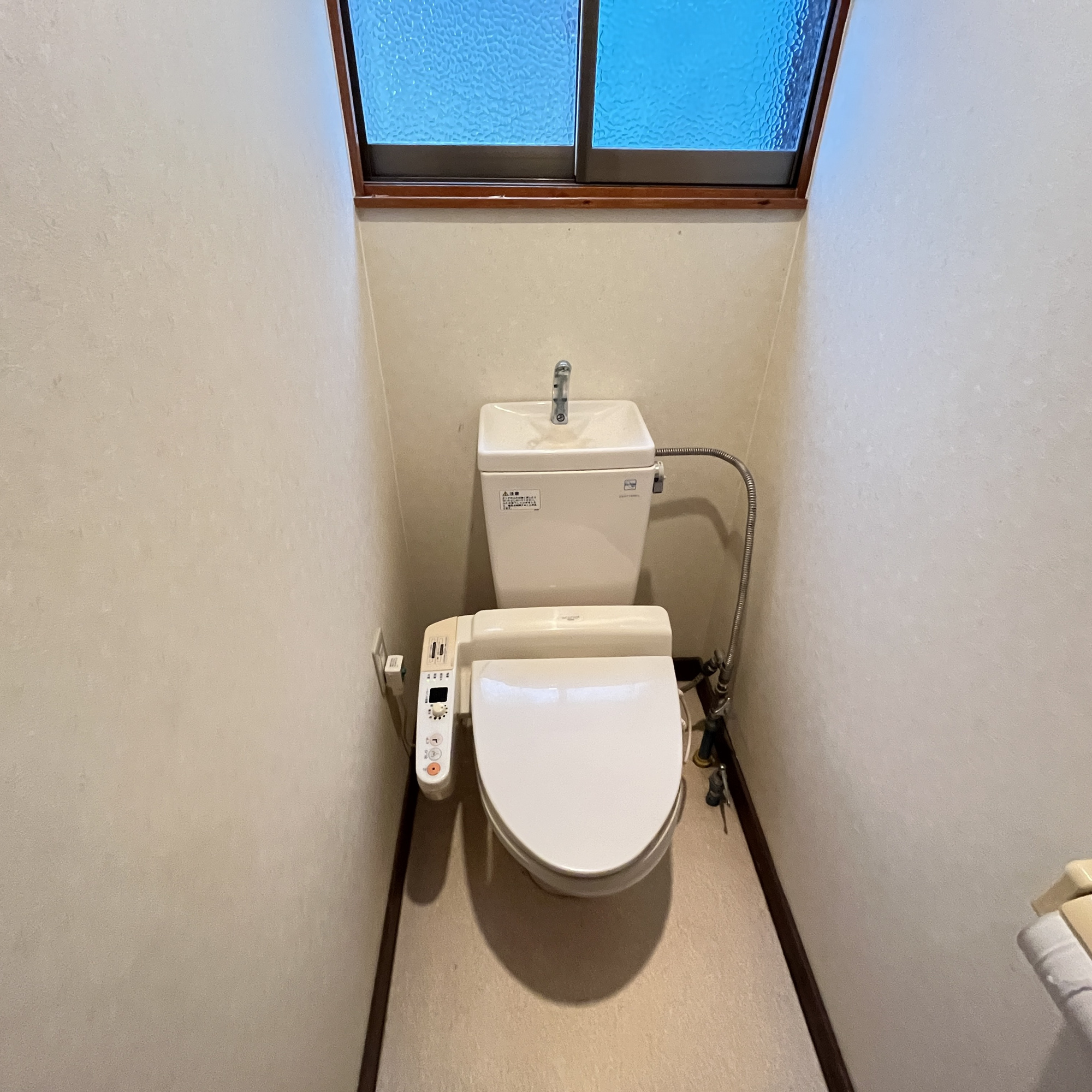 登別市新生町5丁目17-5　中古住宅のトイレ