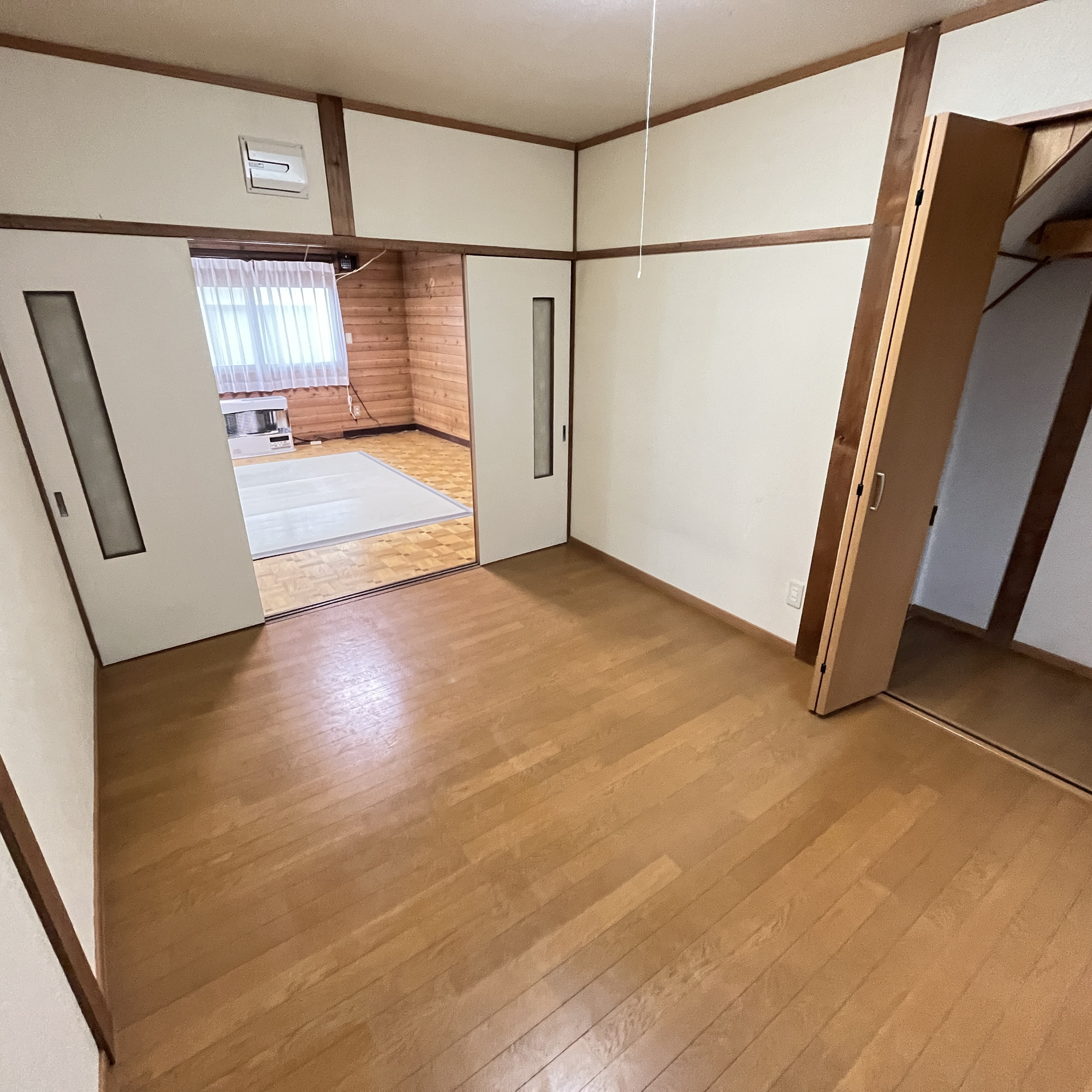 登別市新生町5丁目17-5　中古住宅の洋室