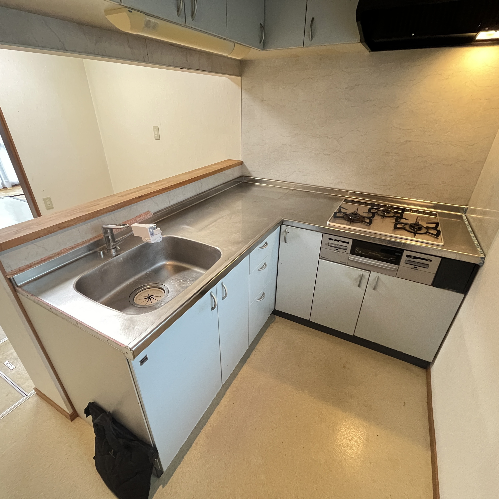 登別市新生町5丁目17-5　中古住宅のキッチン