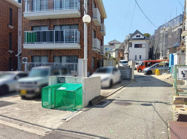サンライズ甲東の外観