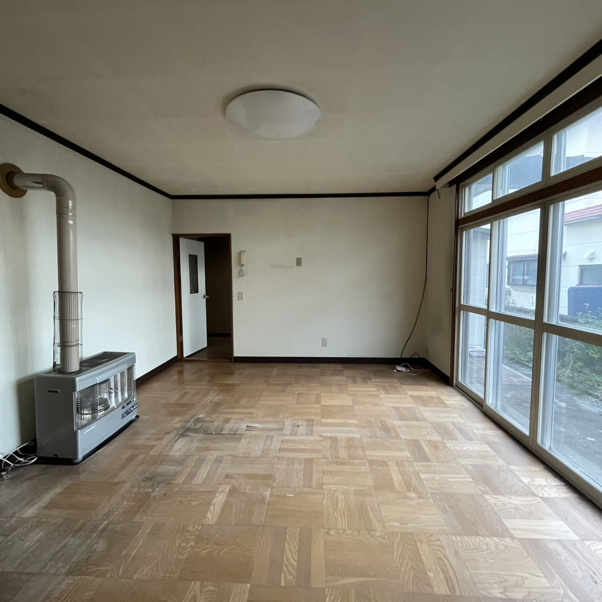 登別市富士町5丁目8-1　平屋中古住宅の居間・リビング