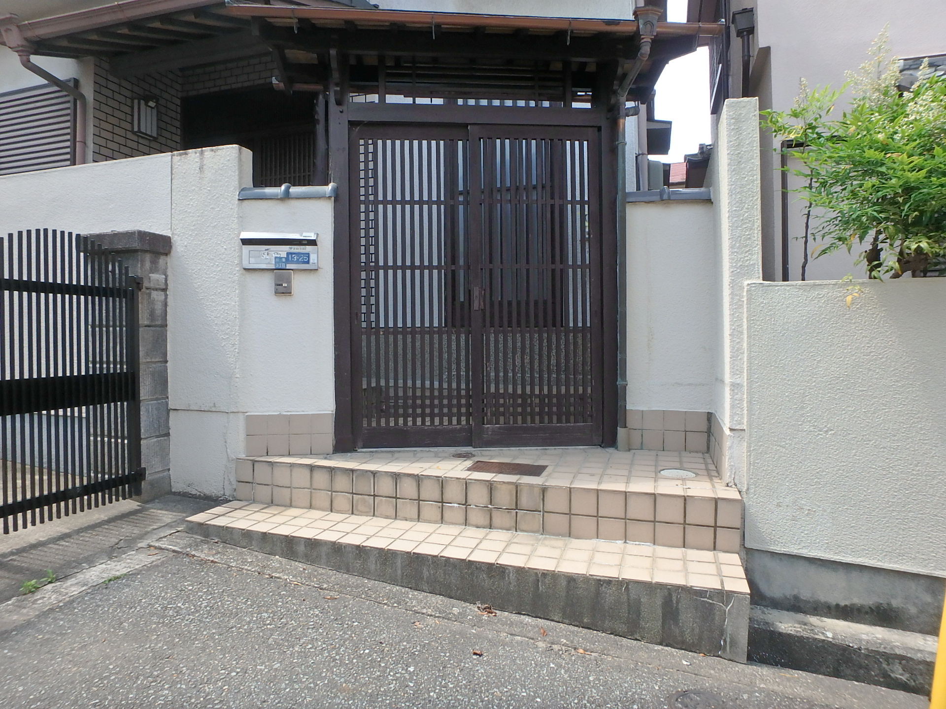 川面３丁目土地の前面道路含む現地写真