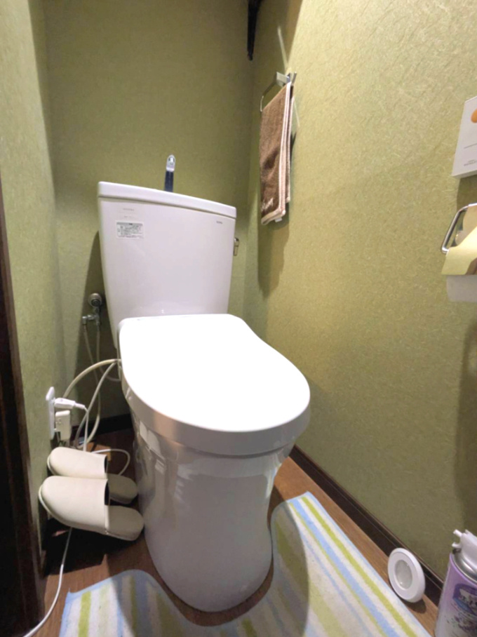 上大市四丁目　テラスハウスのトイレ|落ち着いたトイレです