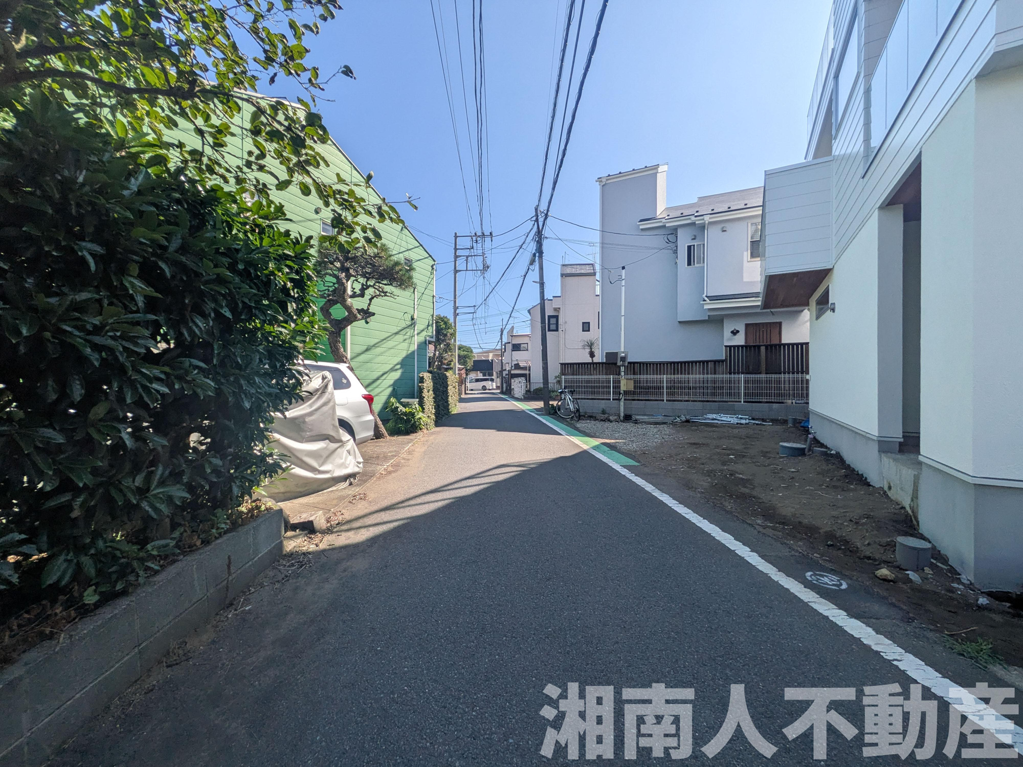 藤沢市鵠沼海岸５丁目１０－９新築戸建ての前面道路含む現地写真|前面道路含む現地写真です