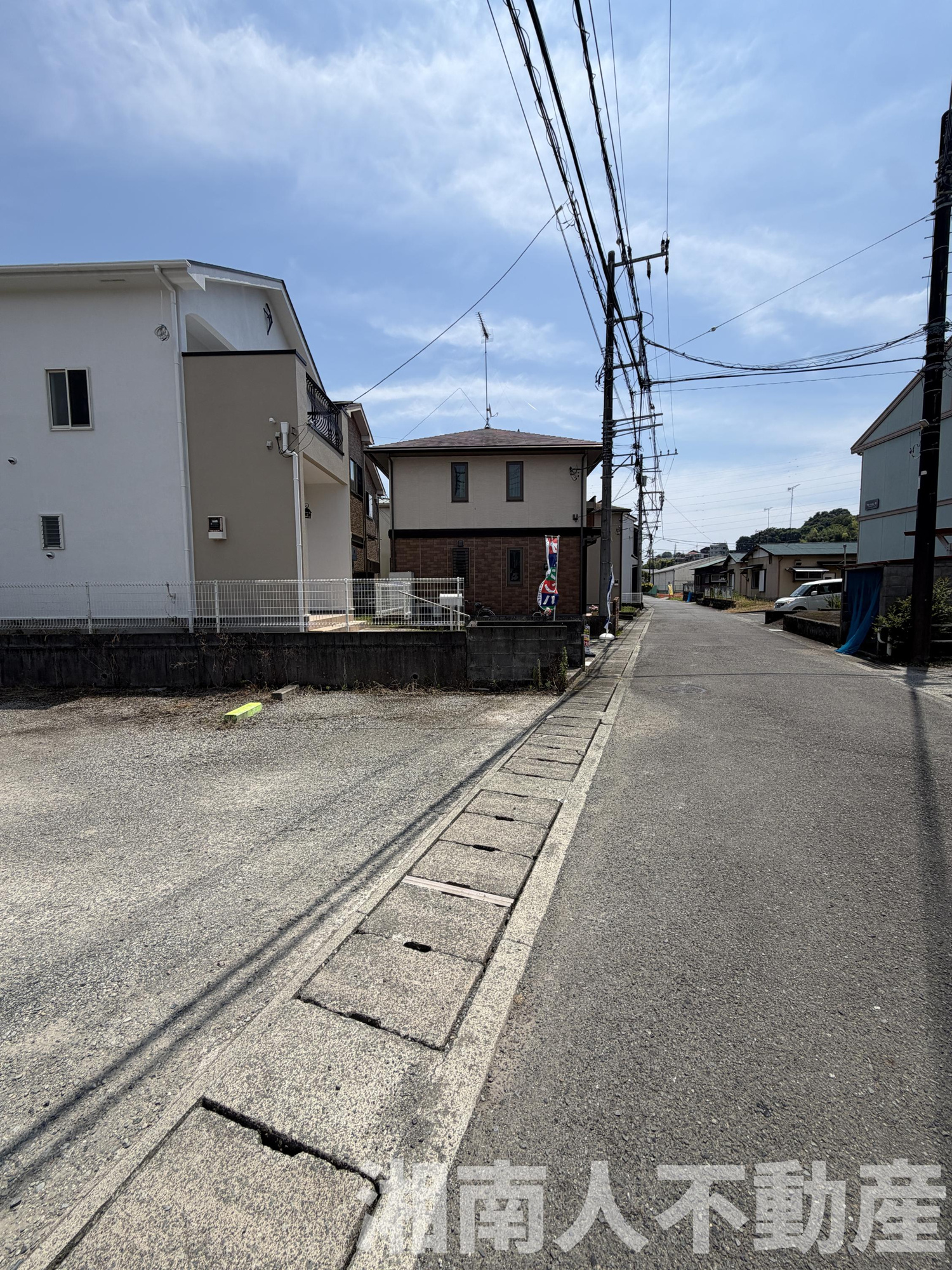 小田原市清水新田２５７－１２戸建の前面道路含む現地写真|前面道路含む現地写真です
