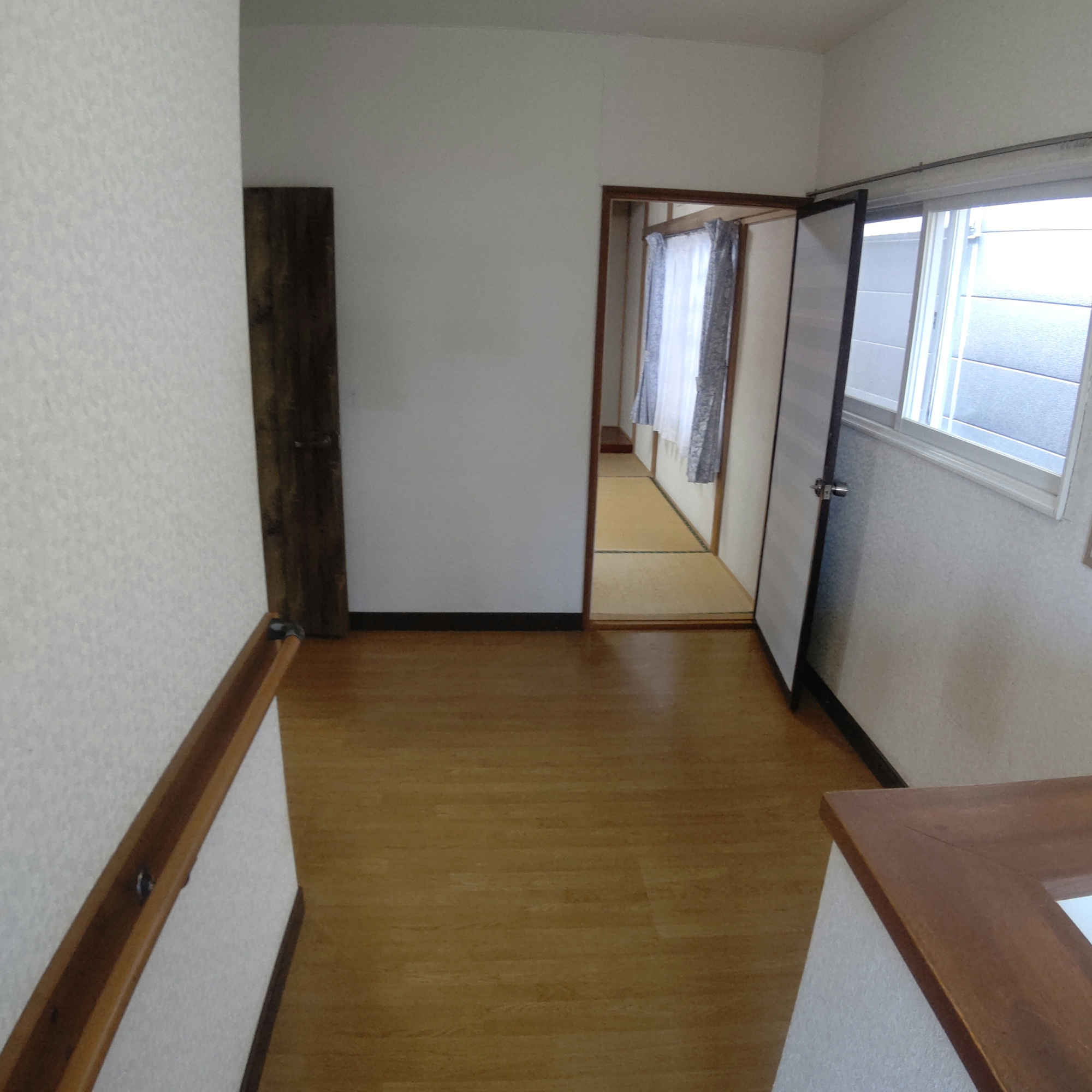 室蘭市母恋北町2丁目13-6　中古住宅の内装