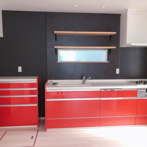 伯太町3丁目：中古一戸建てのキッチン|キッチンでお料理をお楽しみください