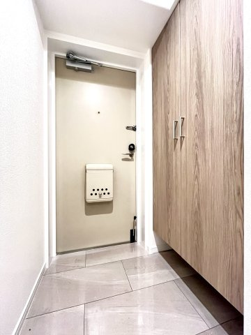 パレ千里壱号棟の玄関|落ち着いた玄関です