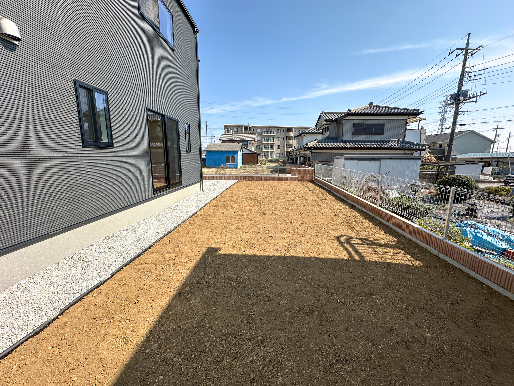 下野市川中子の新築一戸建の庭|お庭での家庭菜園・ガーデニングを通じて、お子様と一緒に育てていくと、思い出も増えていきそうですね♪