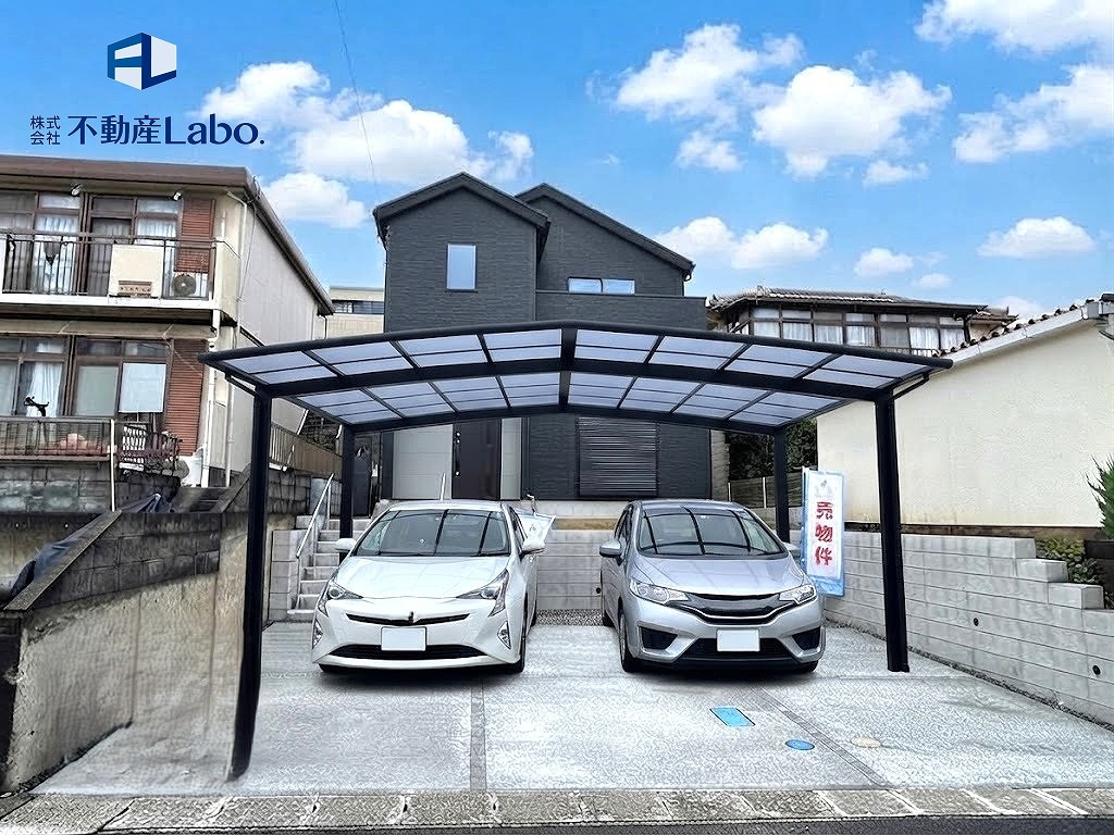 リナージュ　沼津市豊町1期のその他|●外構CG● 
外観写真のカーポート、車はCGでイメージとなります。別途、追加工事でカーポートの設置も可能です♪