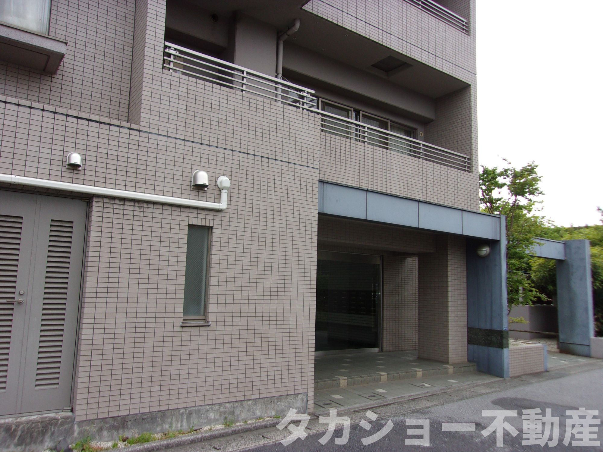 グリーンコーポ蘇我の外観|落ち着いた雰囲気の外観です